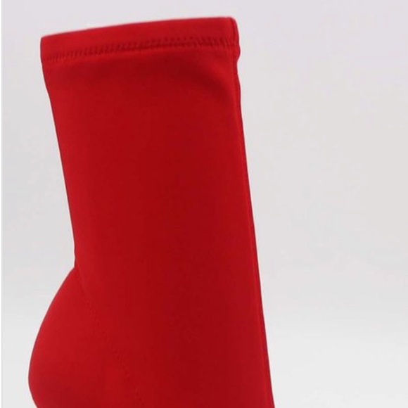 TWIGGY! - Picture 4 of 8